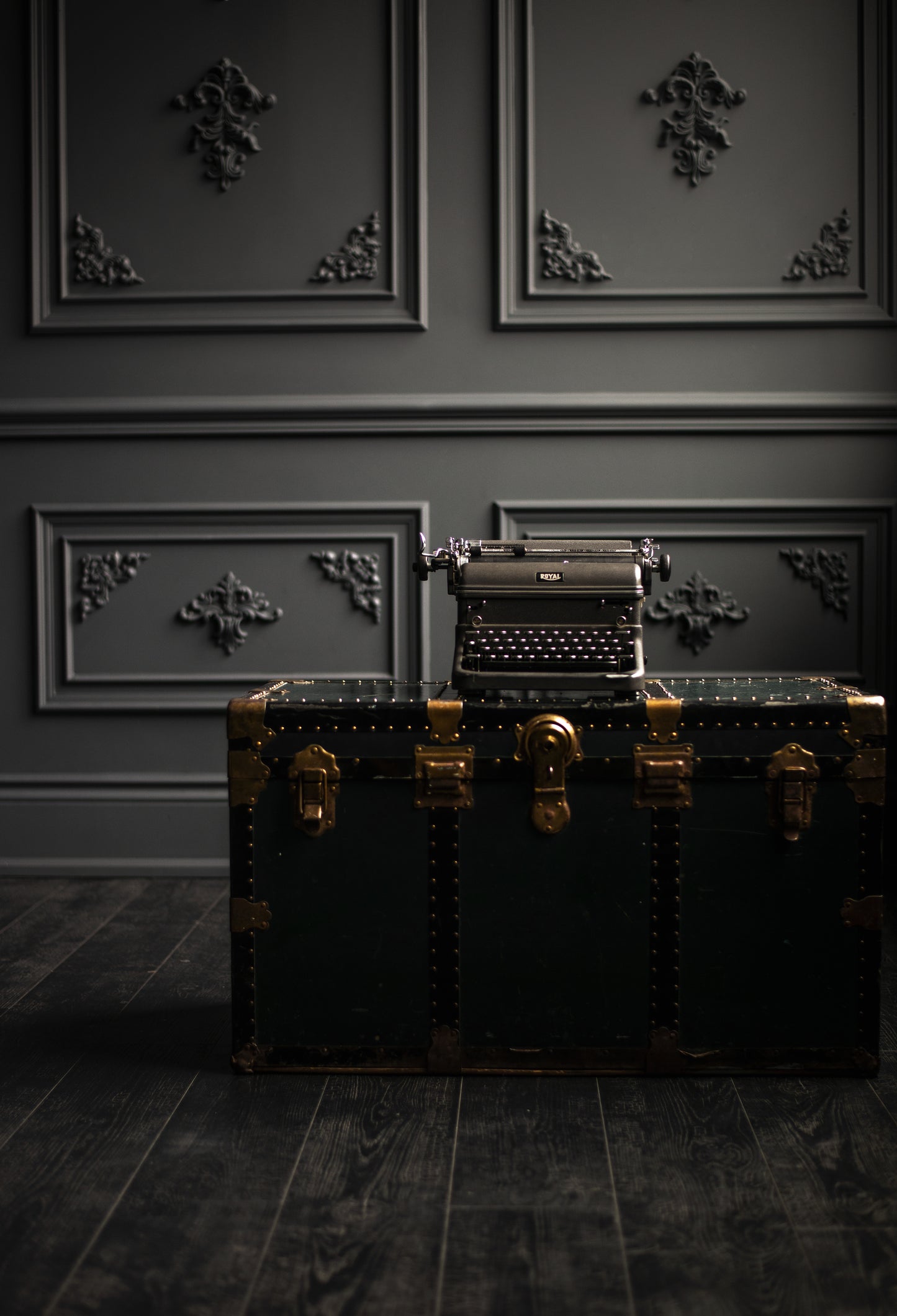 Cards on the Table Candle